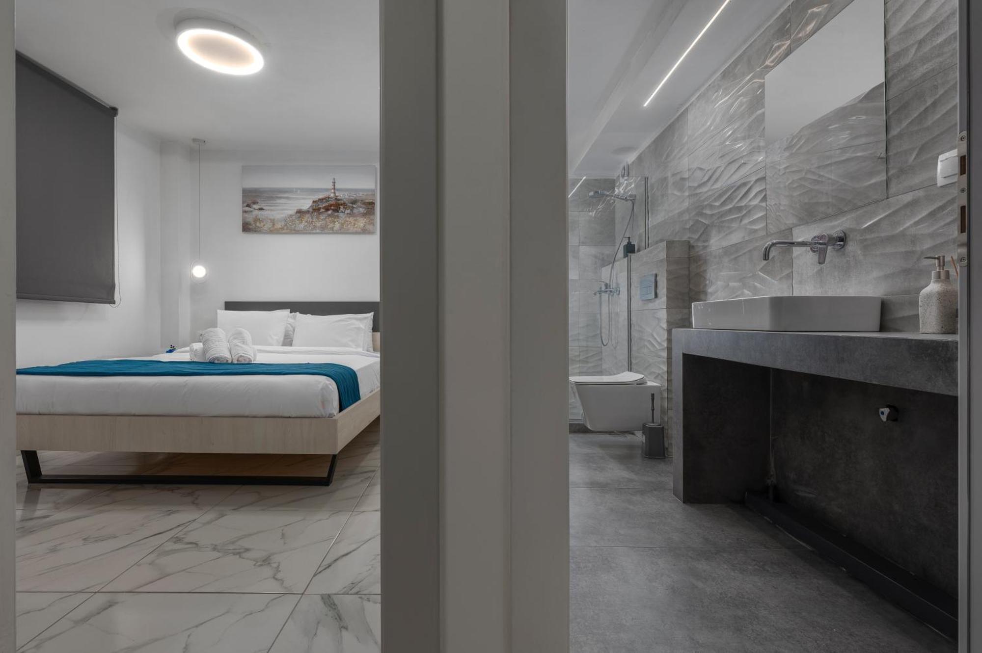 Premium Jacuzzi Suite At The City Center, By Aqua Platinum Tesalonika Bagian luar foto